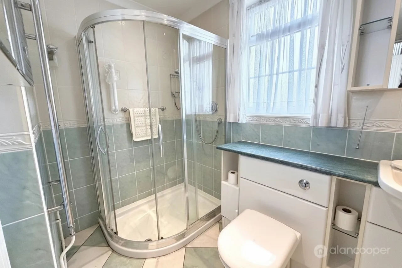 Pallett Drive, St Nicolas Park, CV11, photo 11