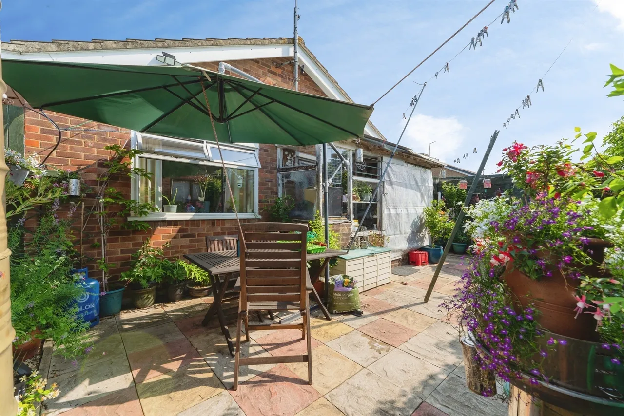 Green Park, Chatteris, PE16, photo 15