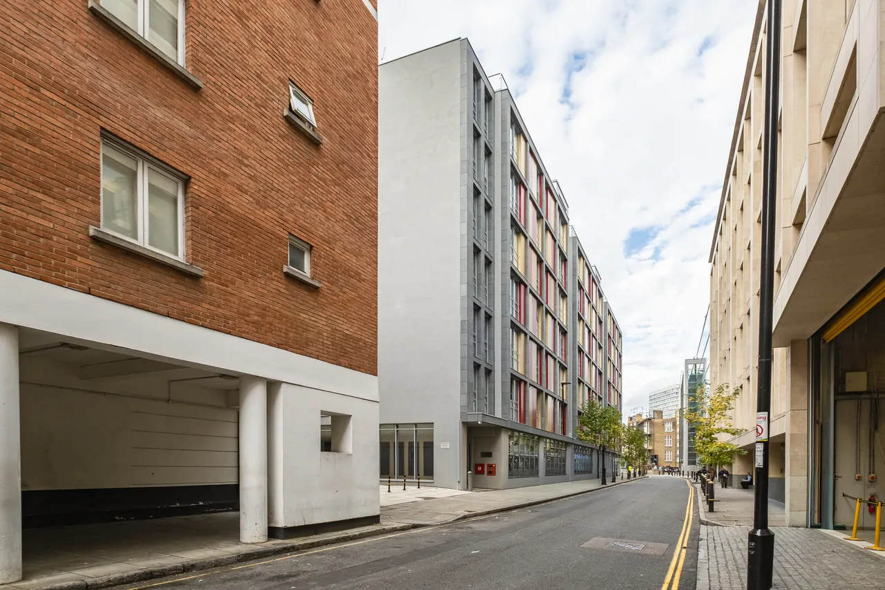 Lamb's Passage, London, EC1Y, photo 8