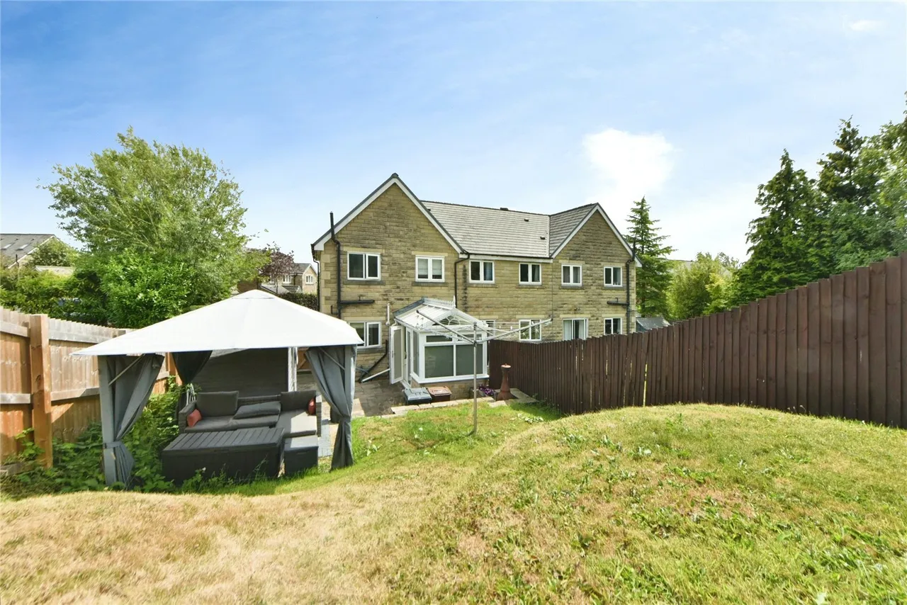 Clough Field Close, Whaley Bridge, High Peak, Derbyshire, SK23, photo 4