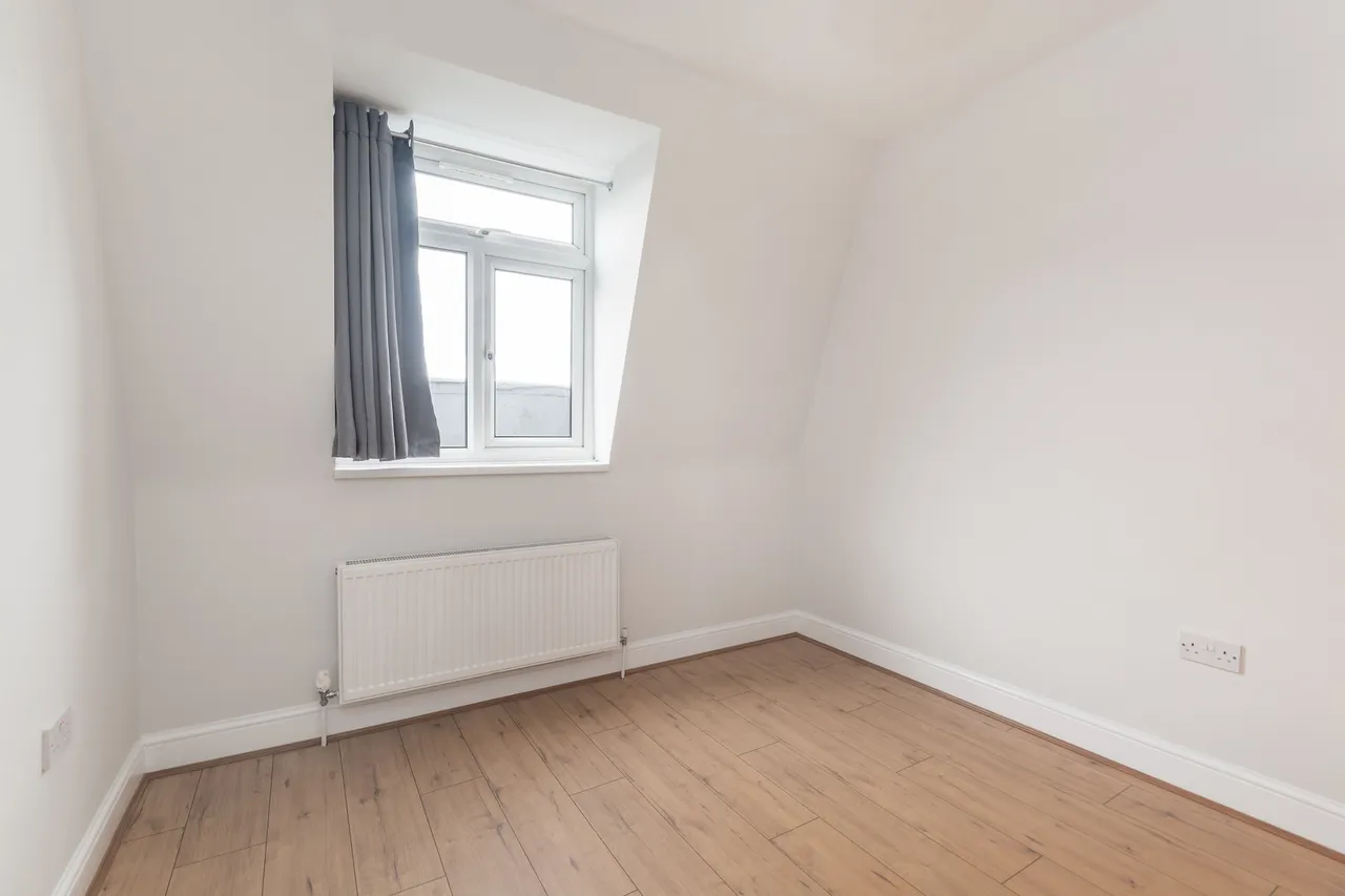 Flat 3, 67 Churchfield Road, London, photo 8