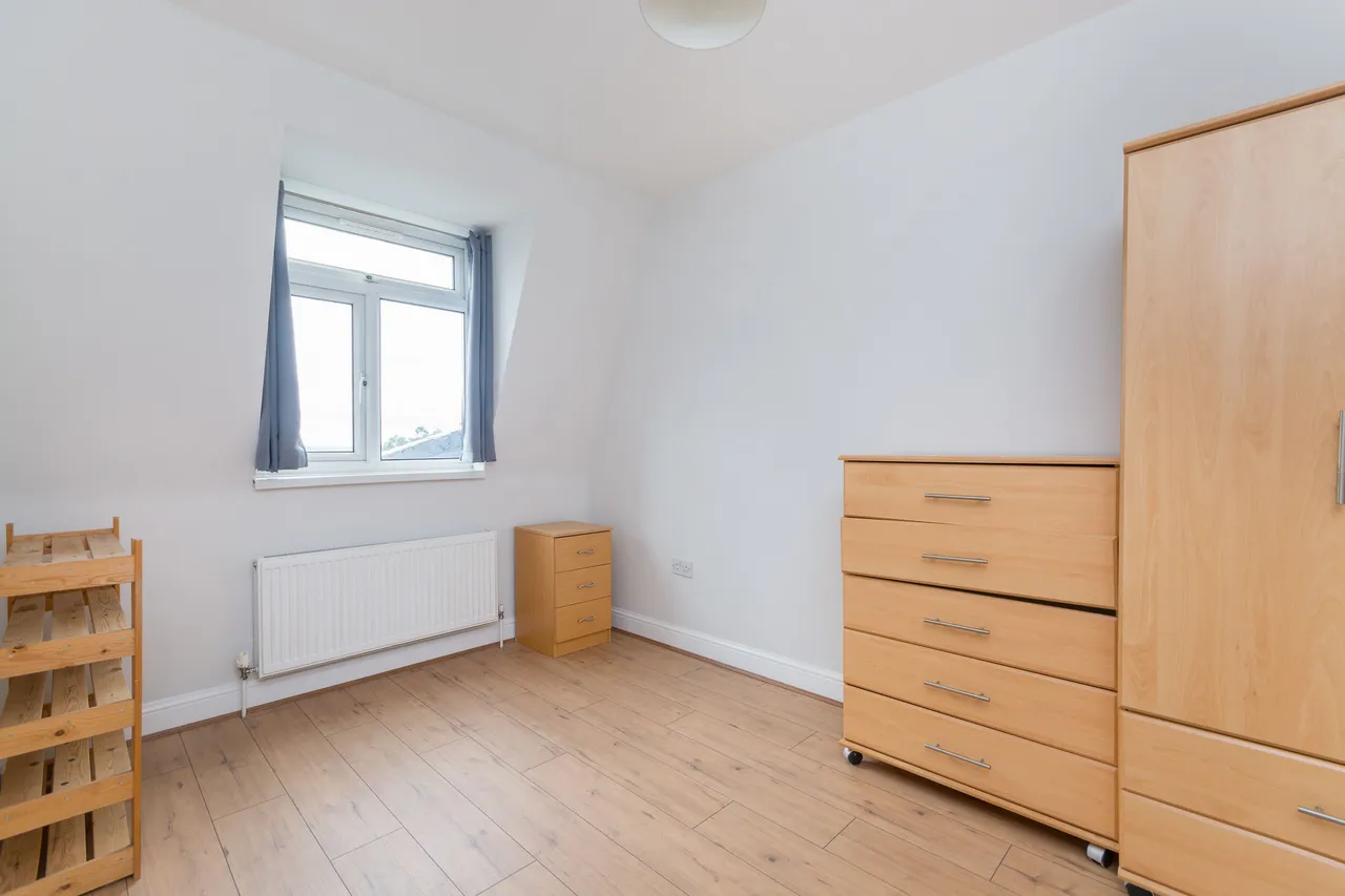 Flat 3, 67 Churchfield Road, London, photo 6