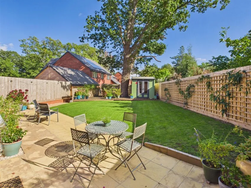 Poplars Grove, Huntley, photo 4