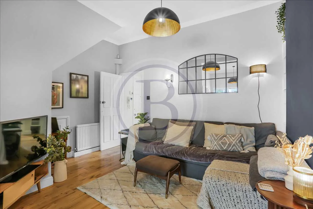 Windsor Road, London, photo 6
