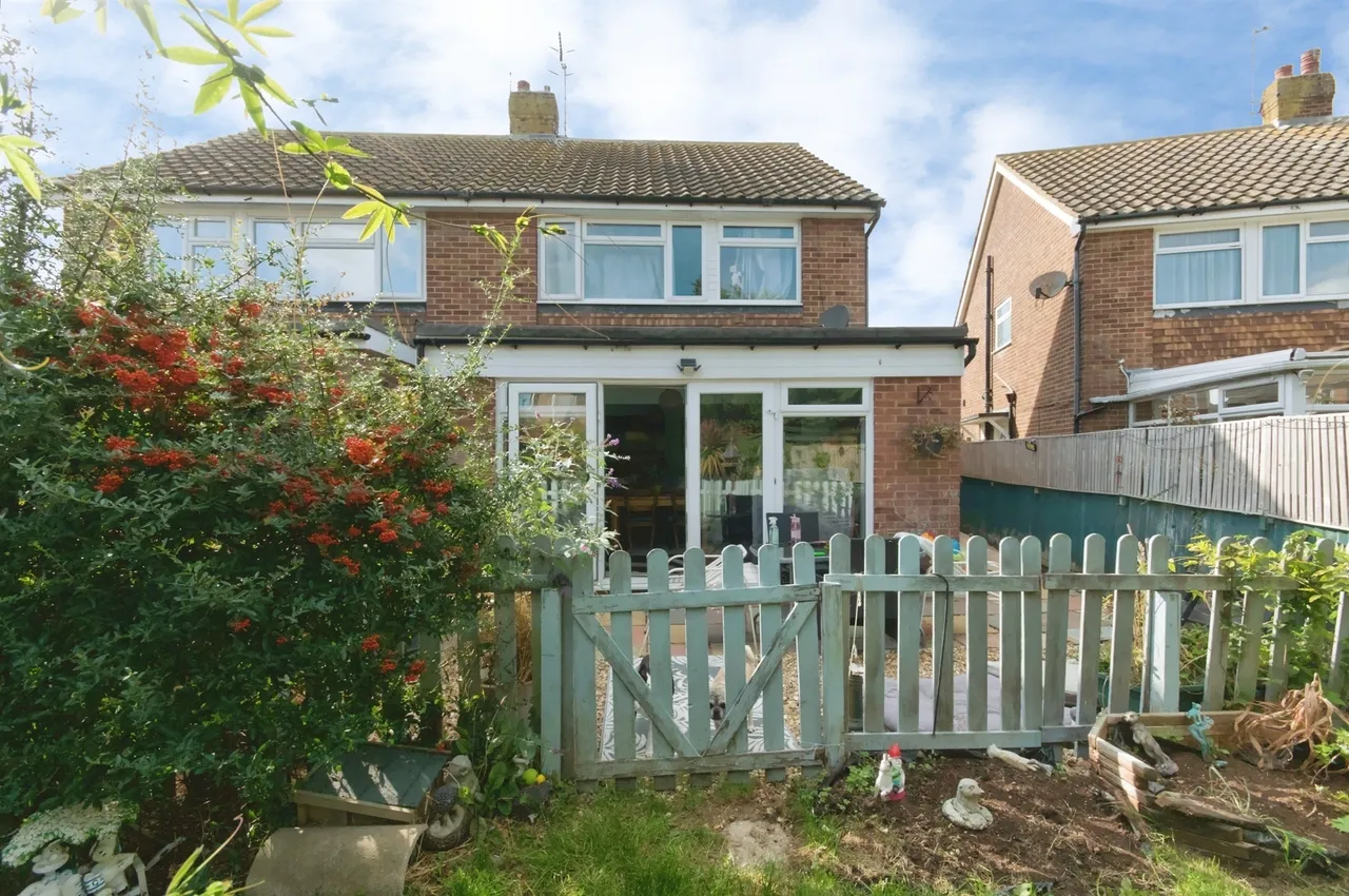 Angela Close, Bexhill-On-Sea, TN40, photo 13