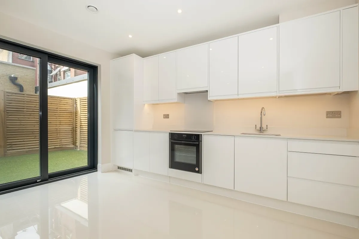 Merton Road London SW19, photo 2