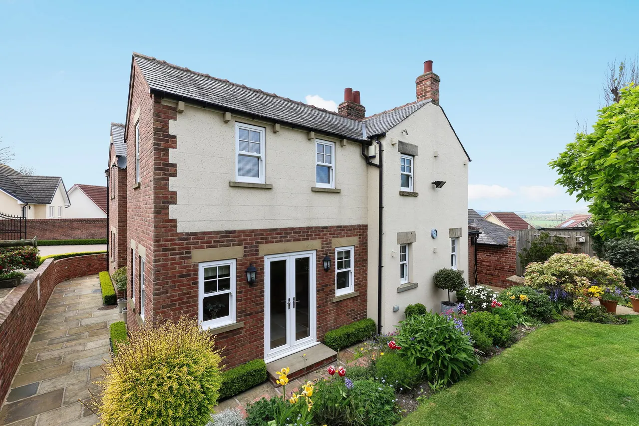 Hill Top Lane, Barnsley, S75, photo 37