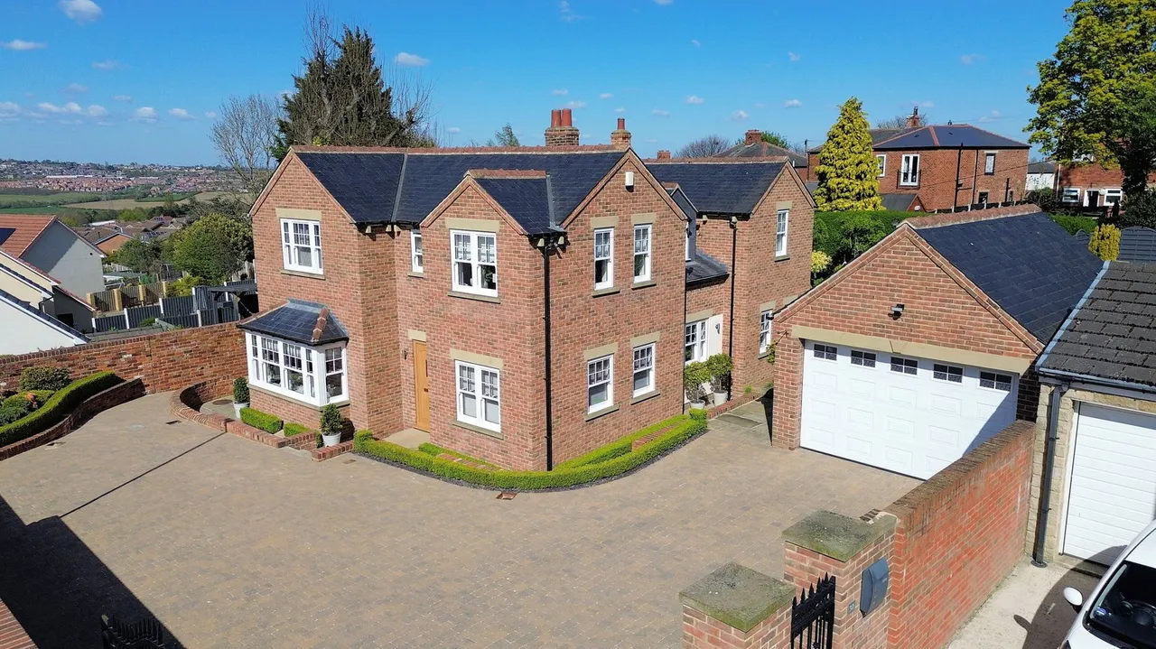 4 bed house for sale, Hill Top Lane, Barnsley, S75