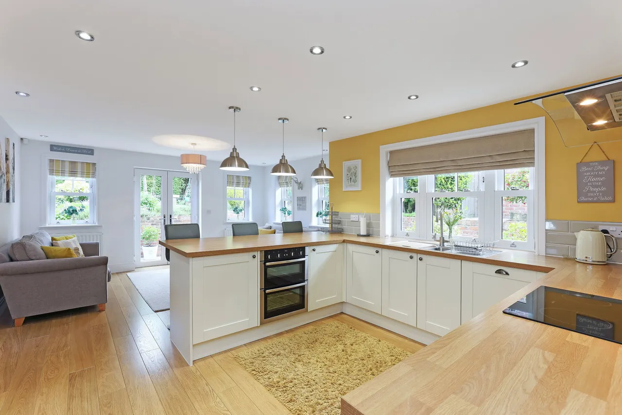 Hill Top Lane, Barnsley, S75, photo 8