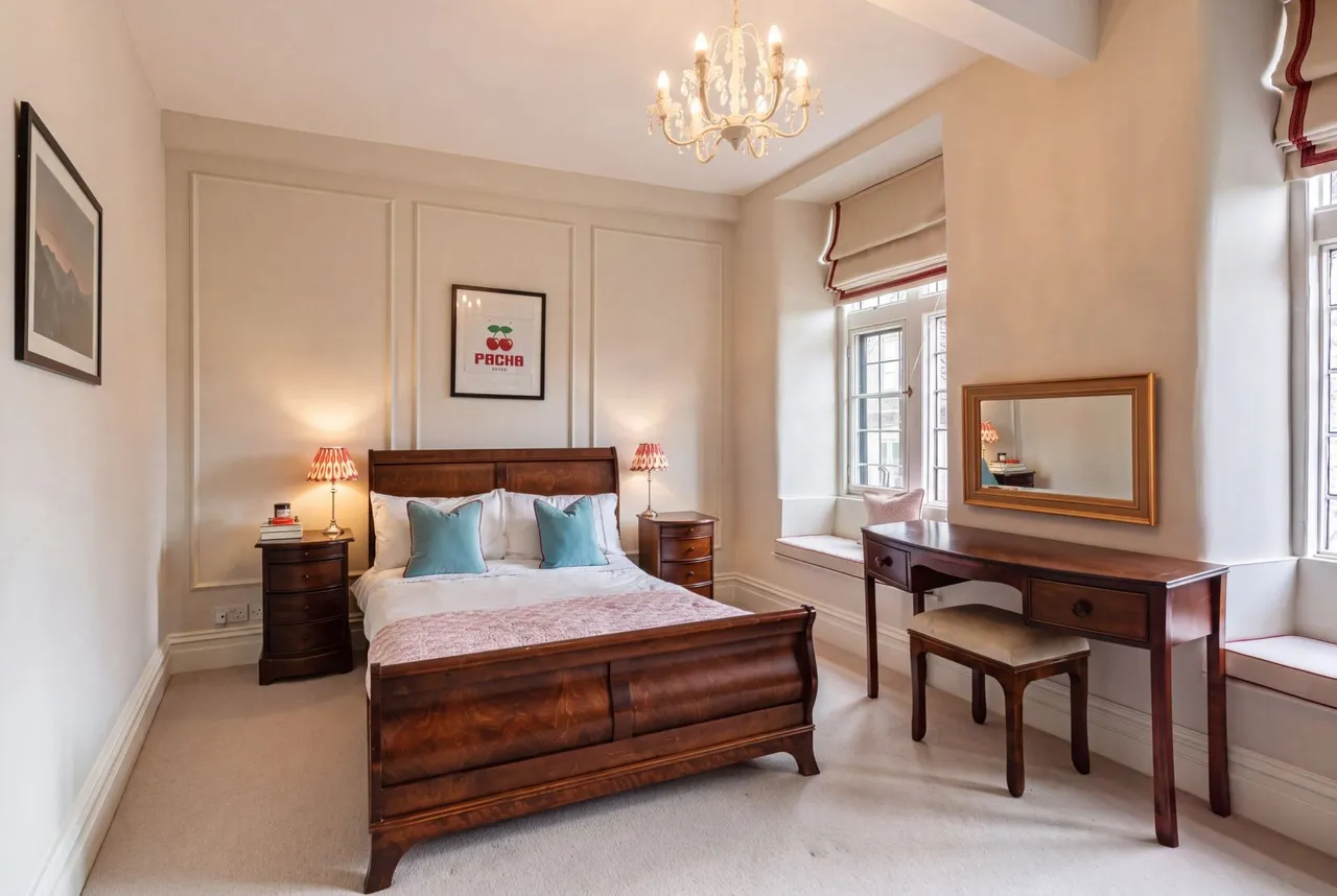 Coxwell Street, Cirencester, GL7, photo 15