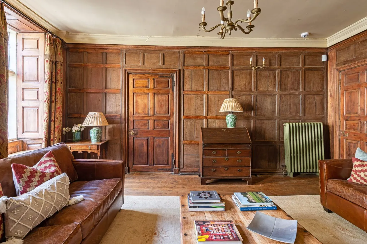 Coxwell Street, Cirencester, GL7, photo 5