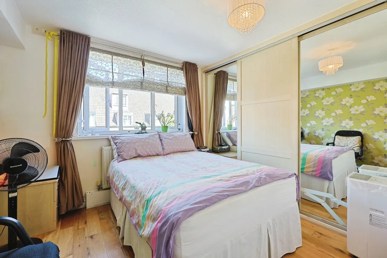 Fawcett Close, Battersea, London, SW11, photo 12