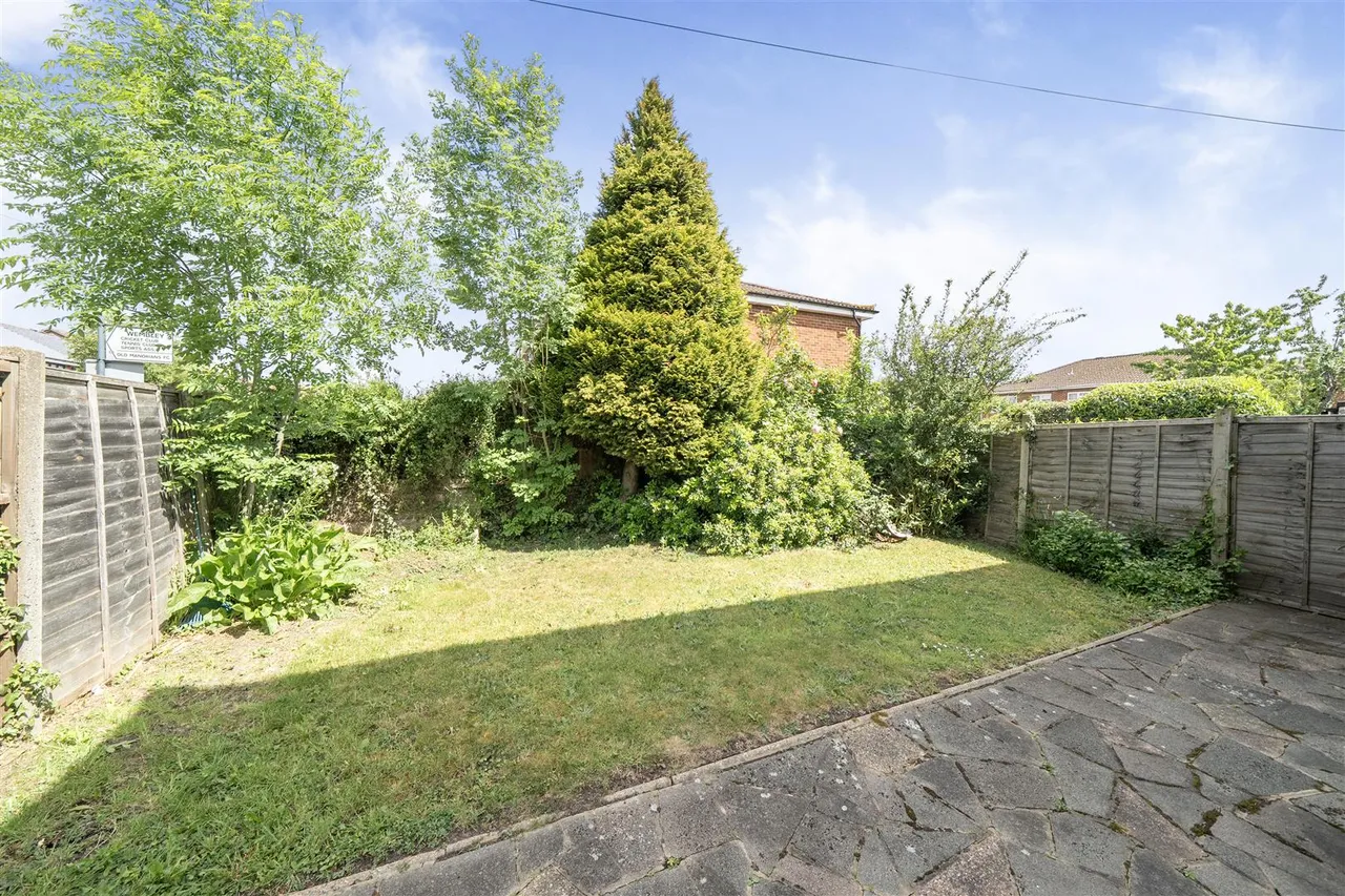Sudbury Avenue, Wembley, photo 12