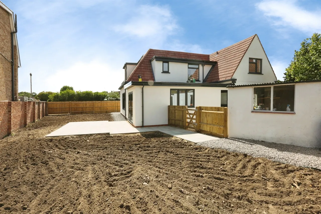 Rowner Lane, Gosport, PO13, photo 14