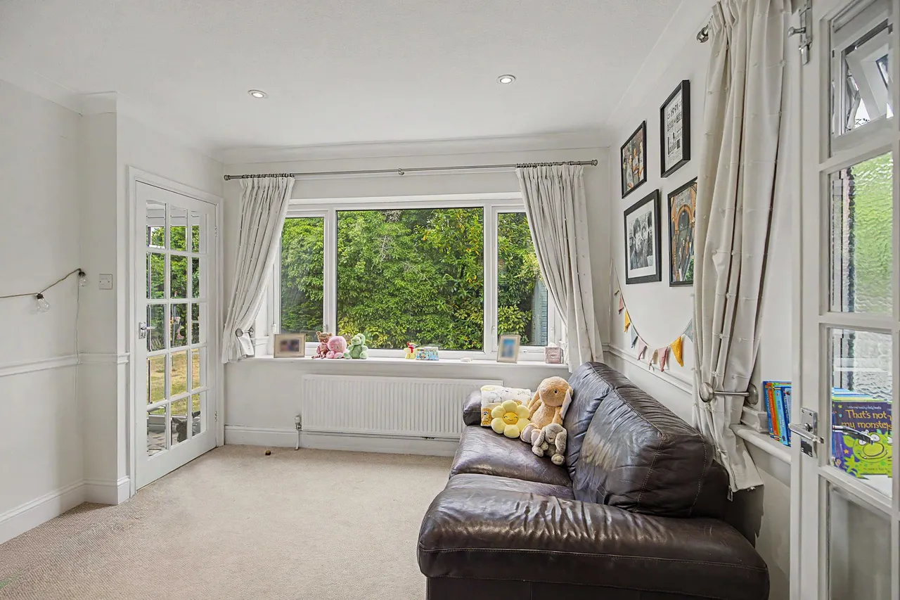 Apsley Grove, Altrincham, photo 7