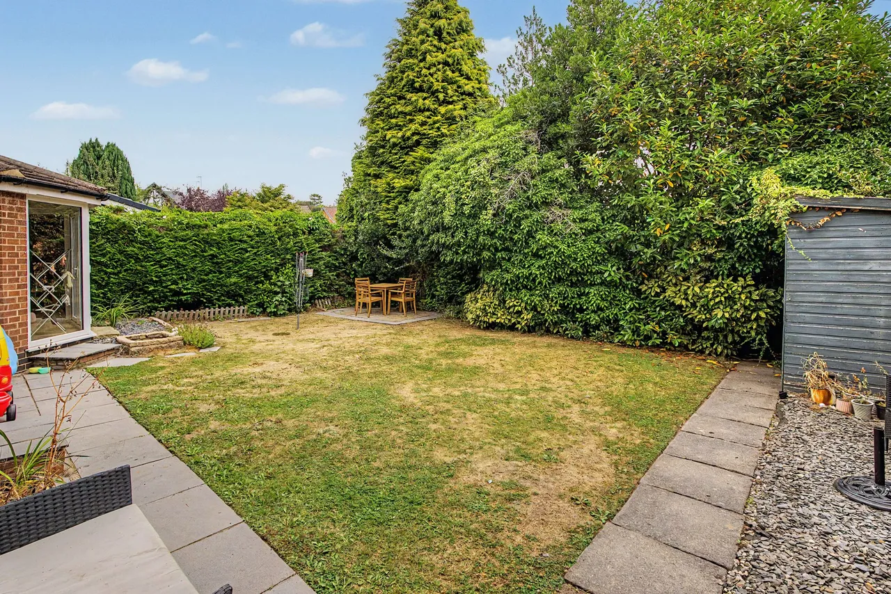 Apsley Grove, Altrincham, photo 16