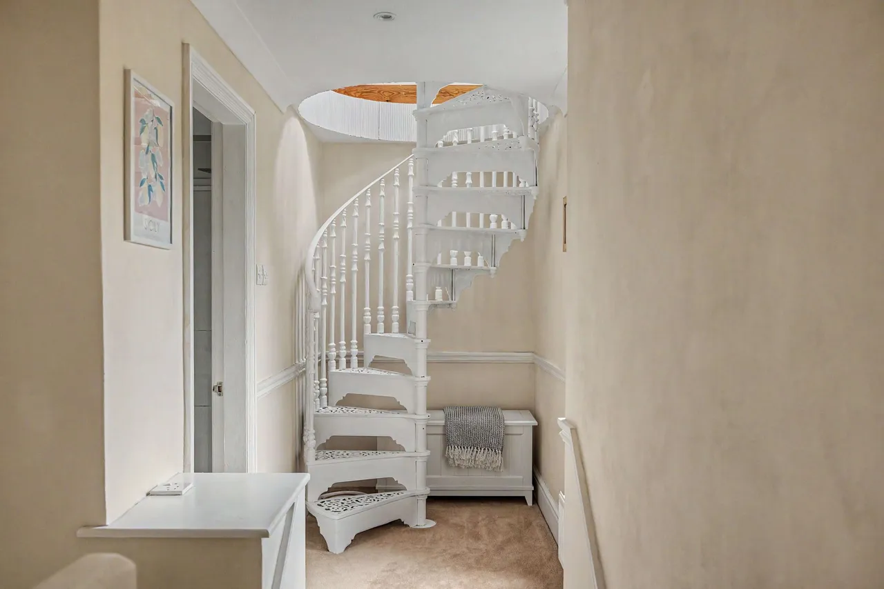 Apsley Grove, Altrincham, photo 13