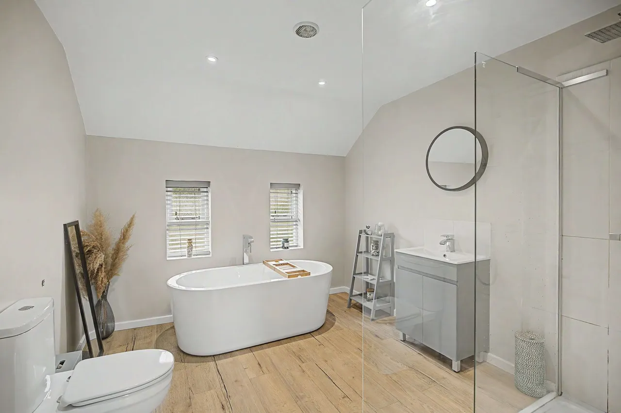 Apsley Grove, Altrincham, photo 9