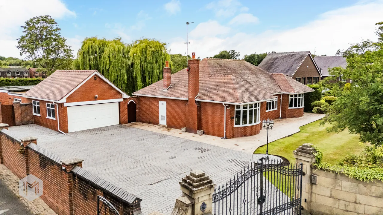 3 bed house for sale — Liverpool Road, Ashton-In-Makerfield, Wigan, WN4 9LP