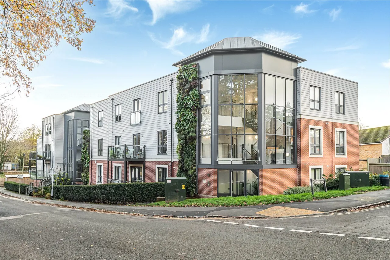 1 bed property for sale, Deanfield Avenue, Henley-on-Thames, RG9