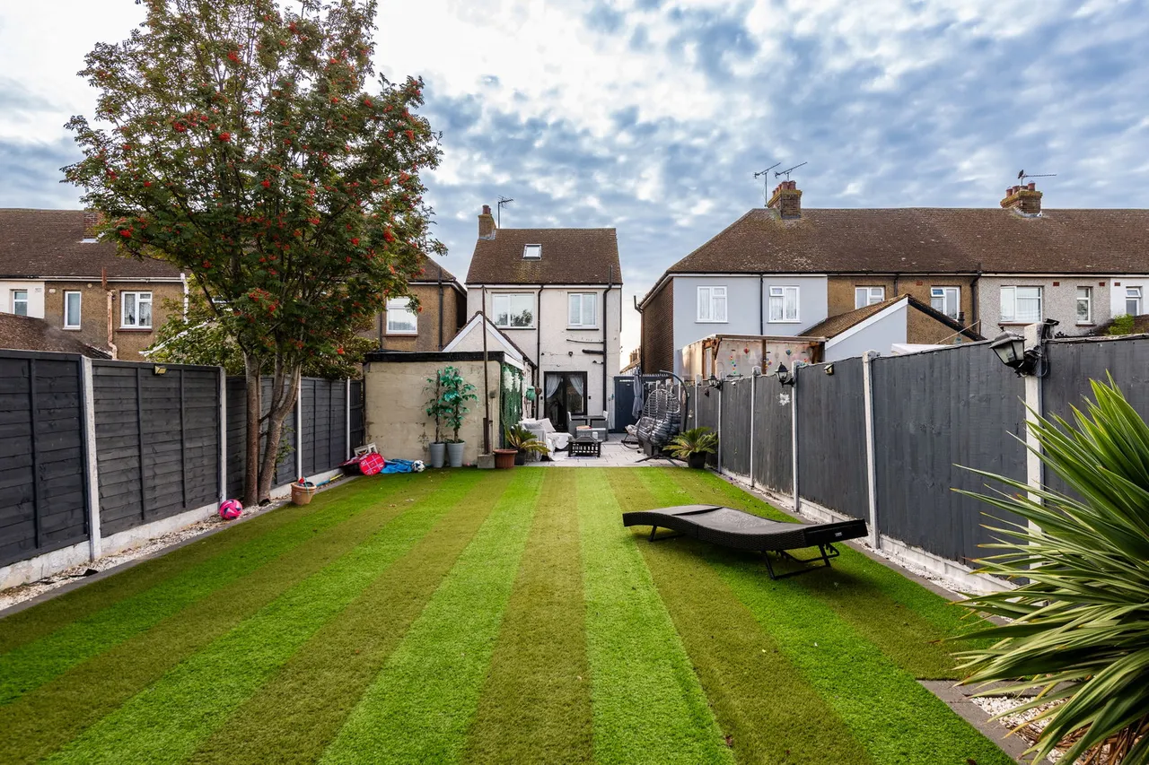 Cecil Avenue, Sheerness, ME12, photo 16
