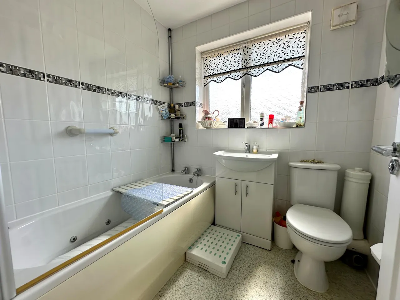 Oxlip Close, The Delves, Walsall, WS5, photo 9