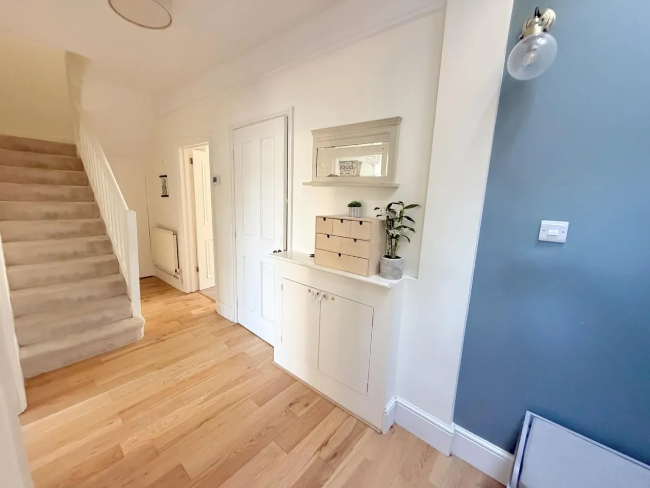 Sandbanks Road, BH14, photo 5