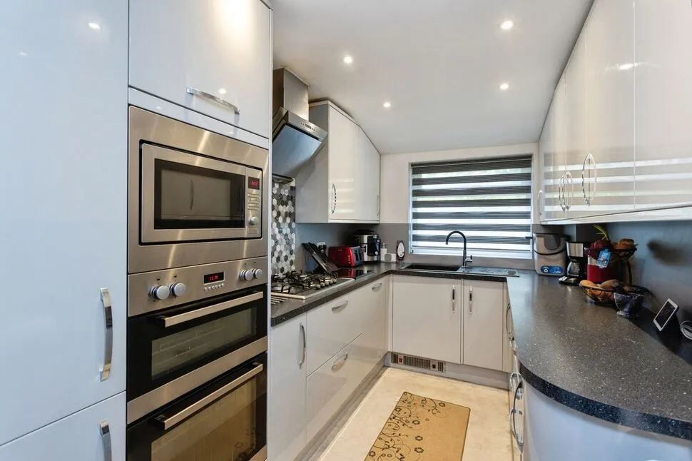 Redleaf Close, Tunbridge Wells, TN2, photo 4