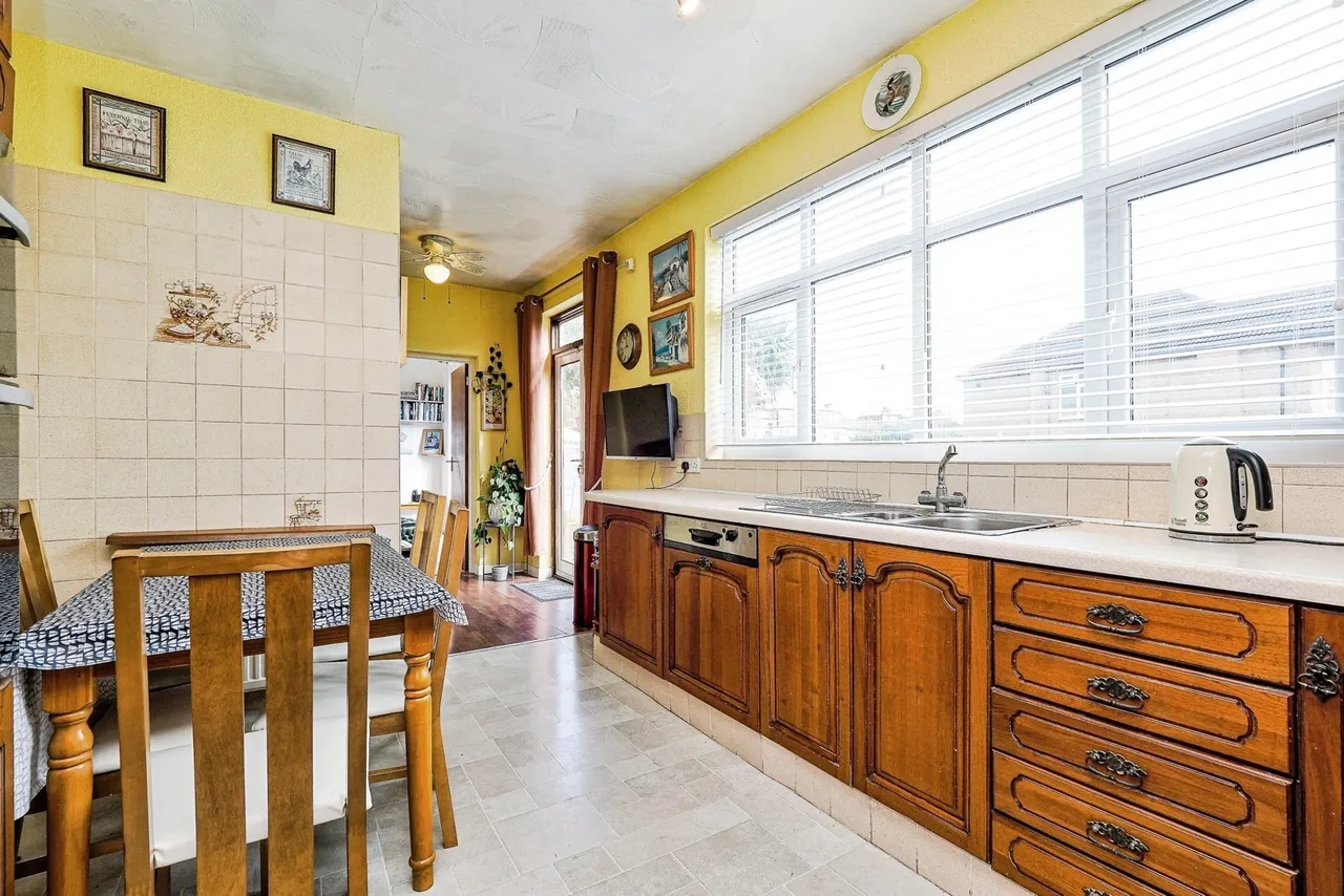 Suttons Lane, HORNCHURCH, Essex, RM12, photo 18