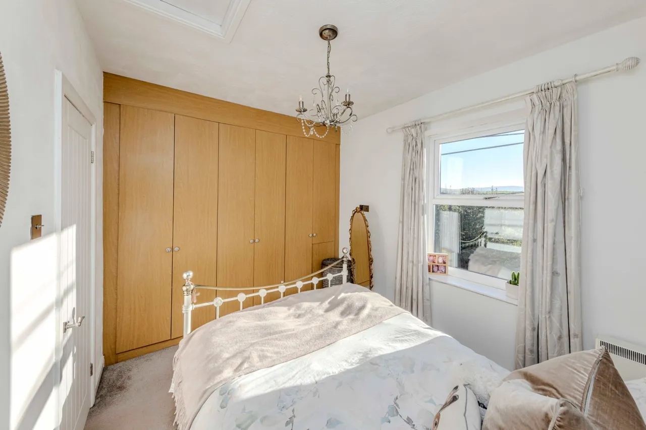 Alt Lane, Park Bridge, Ashton-Under-Lyne, OL8 2HE, photo 11