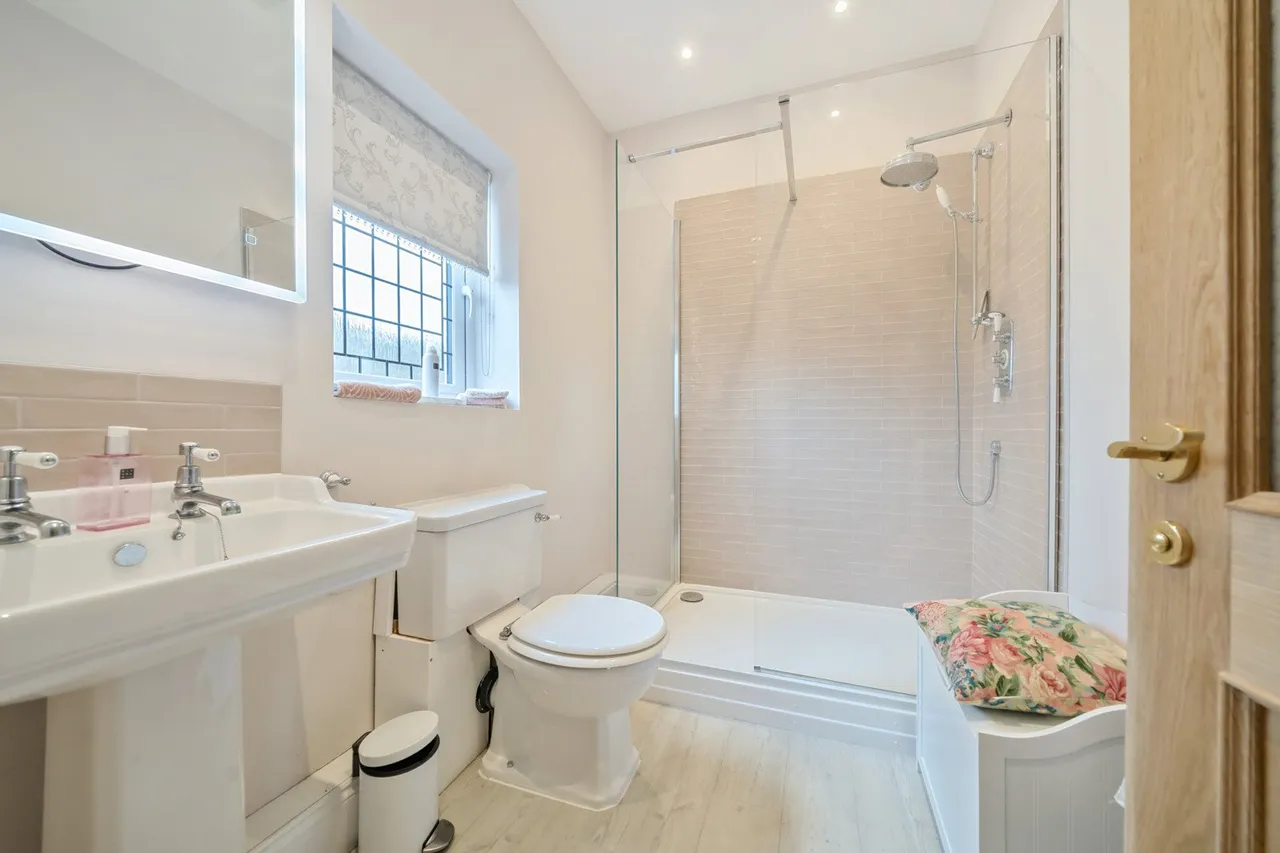 Sevenoaks Road, Kent, BR6, photo 15