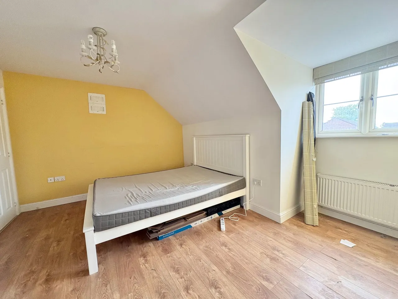 High Street, Woodville, DE11, photo 20