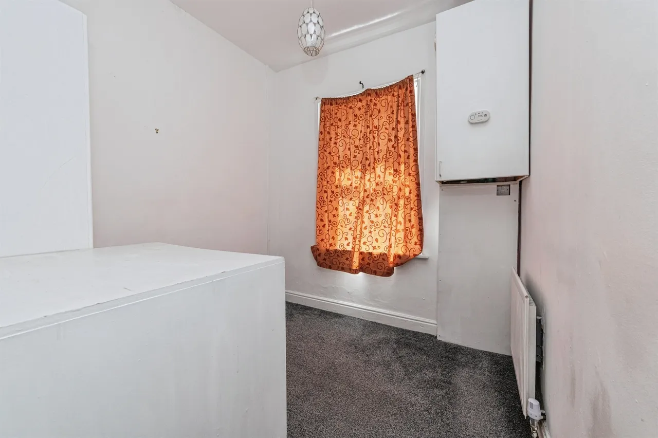 Norwood Road, Huddersfield, photo 8