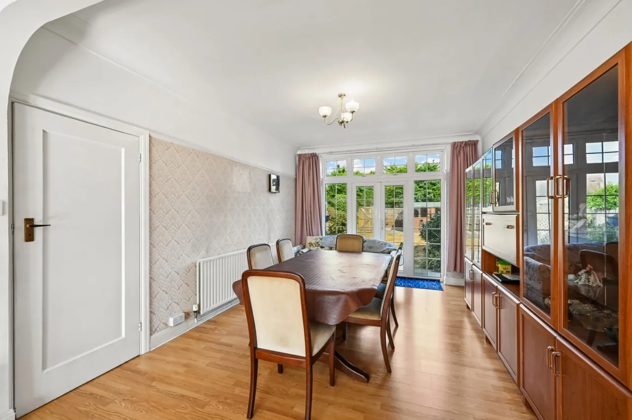 Priory Close, Beckenham, BR3, photo 2