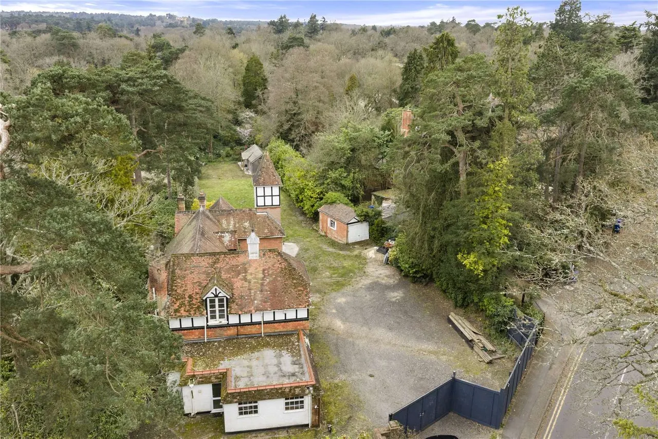 Charters Road, Ascot, Berkshire, SL5 9QB, photo 10