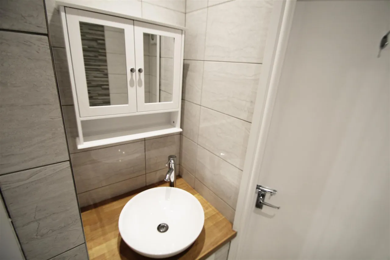 Beamsley Grove, Hyde Park, LS6, photo 8