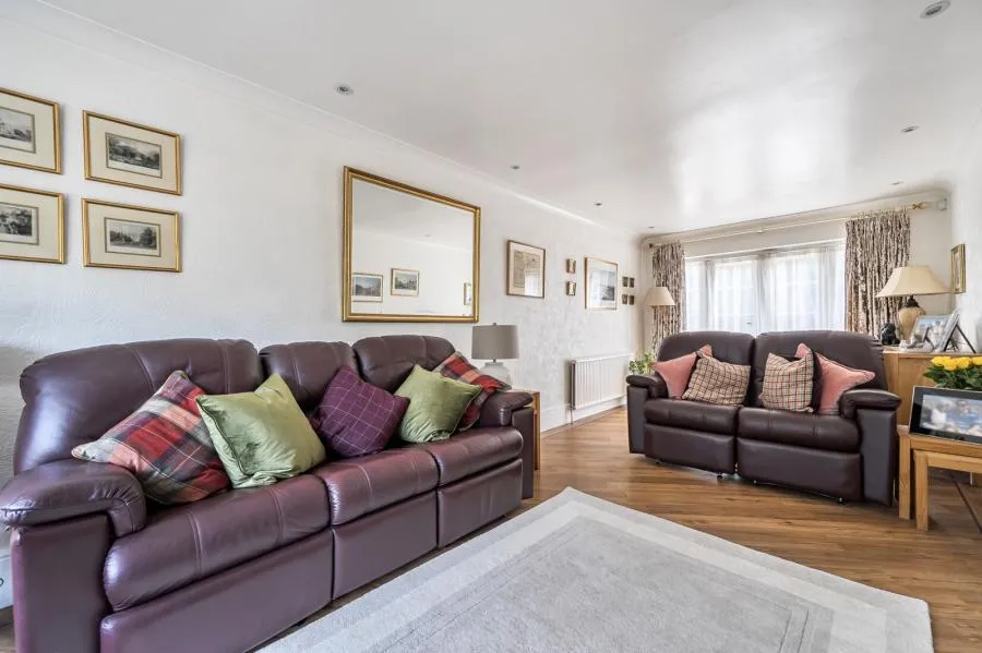 Russet Gardens, Camberley, GU15, photo 3
