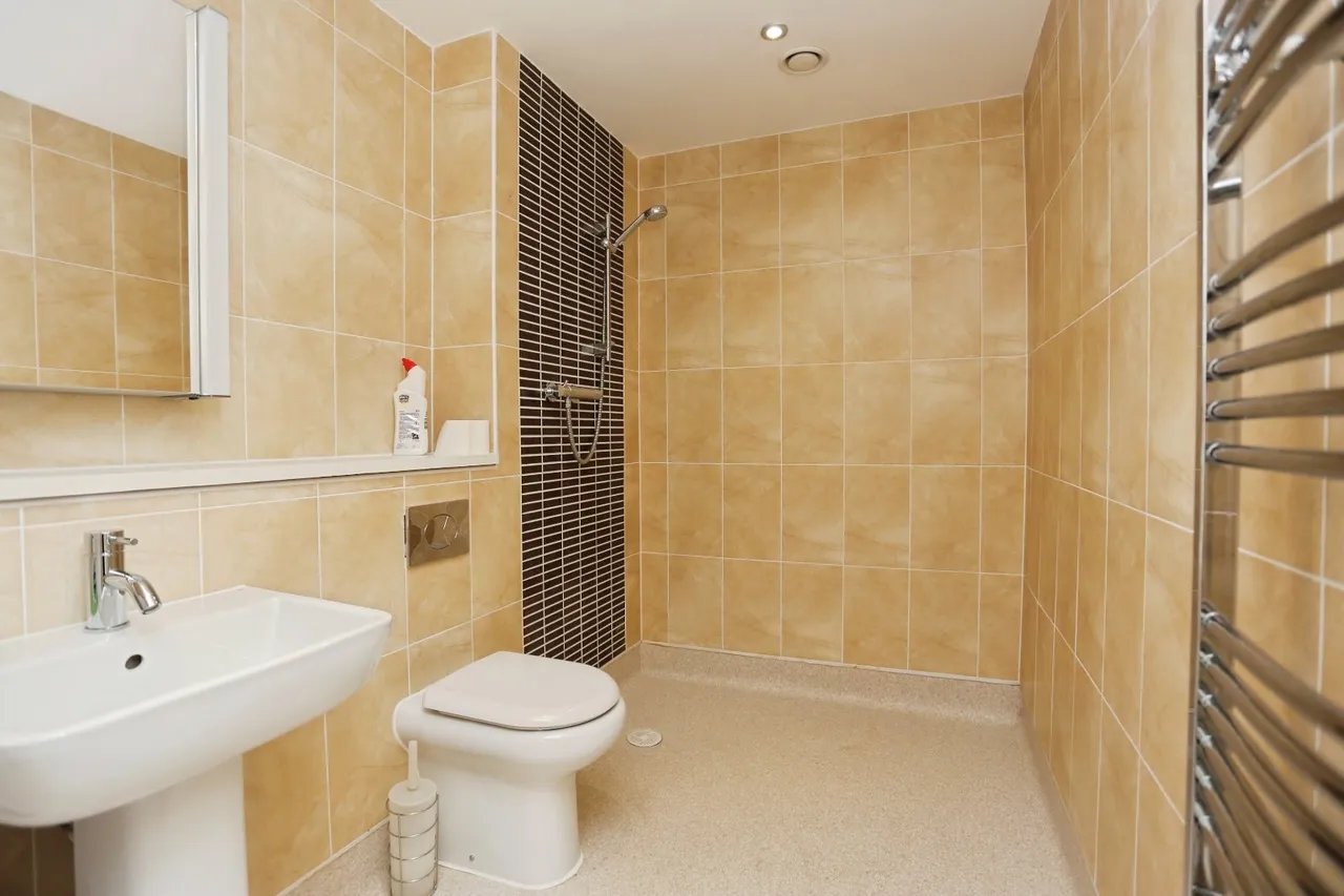 Nelstrop Road, Heaton Chapel, SK4, photo 6