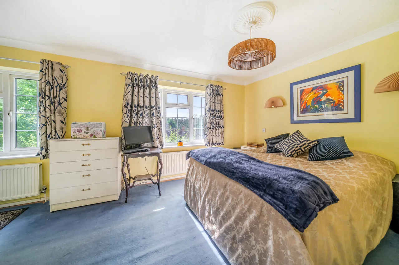 Charters Way, Sunningdale, SL5, photo 8