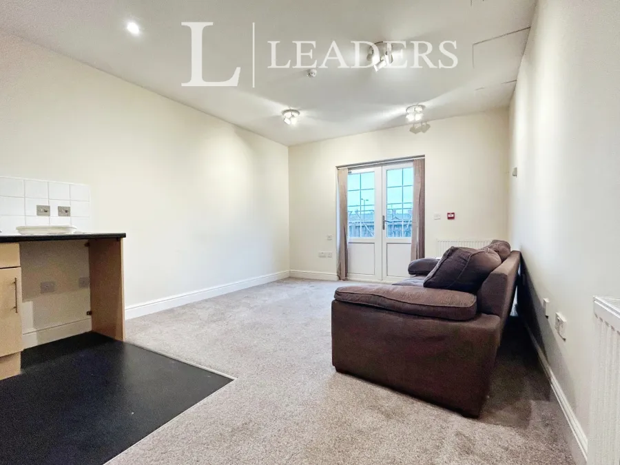 Park Lane, Newmarket, CB8, photo 2