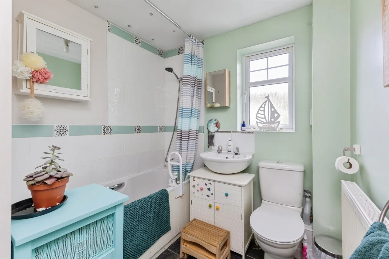 Chestnut Crescent, Chudleigh, TQ13, photo 10