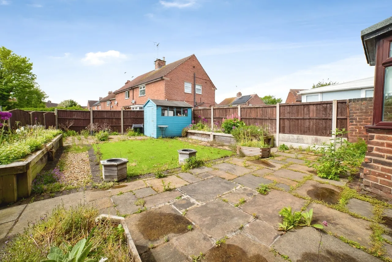 Hill Crescent, Sutton-in-Ashfield, Nottinghamshire, NG17, photo 20