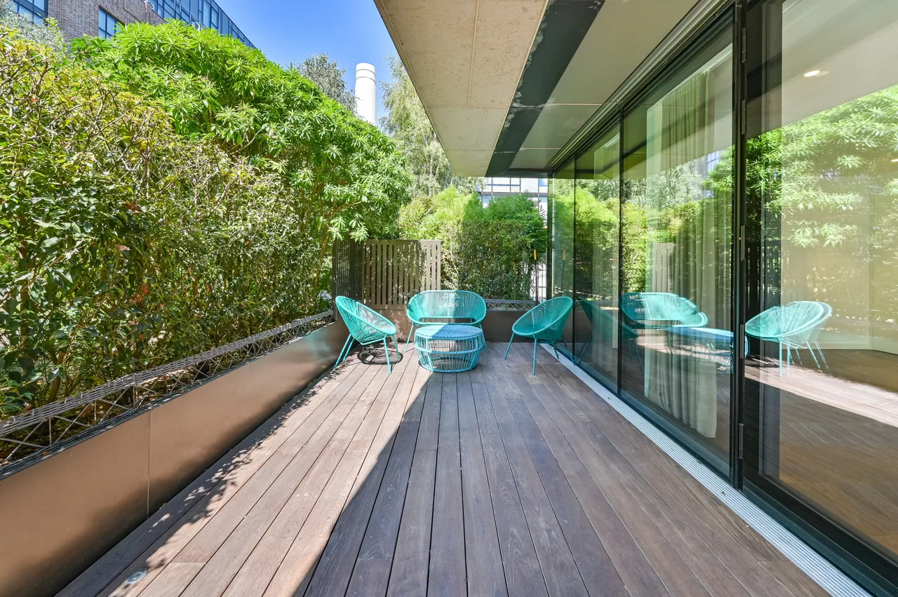 London, SW11, photo 9