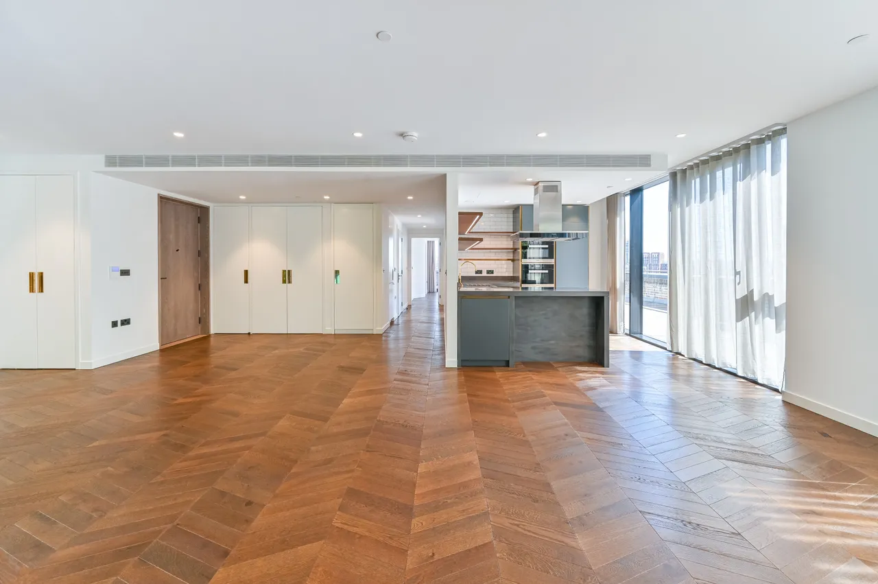 London, SW11, photo 10