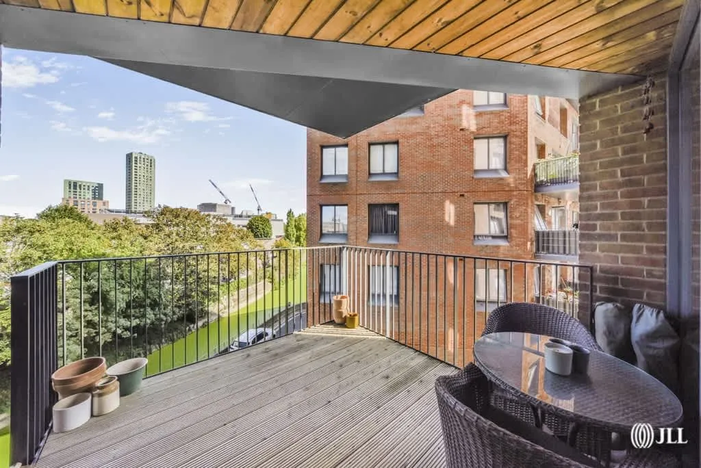 Navigation Road, London, E3, photo 2