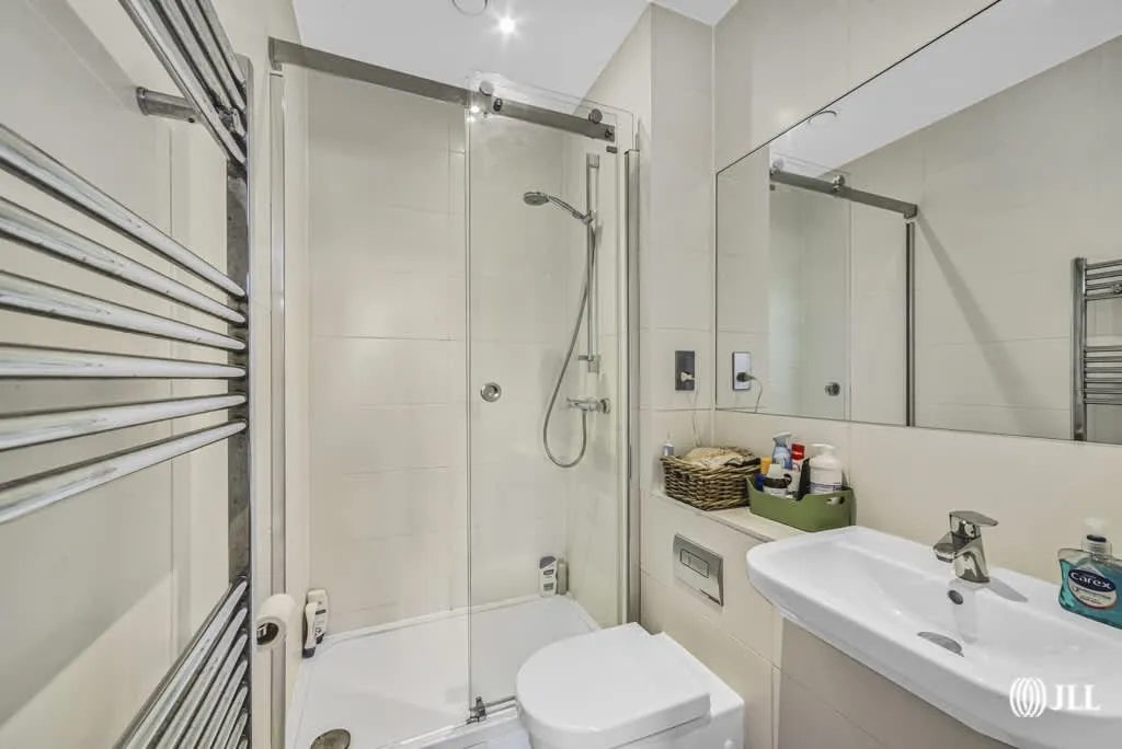Navigation Road, London, E3, photo 10