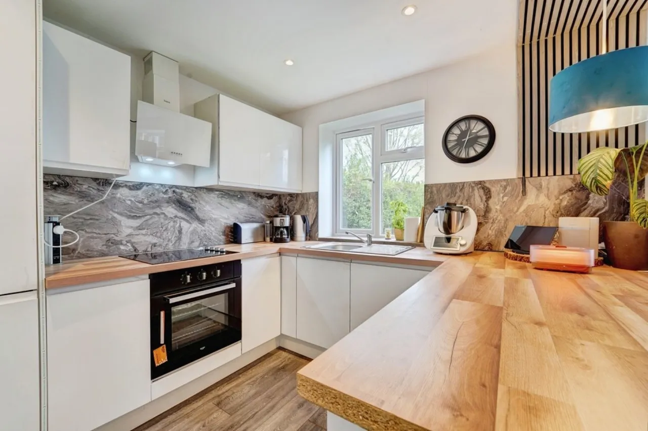 Barkers Lane, Bedford, MK41, photo 9
