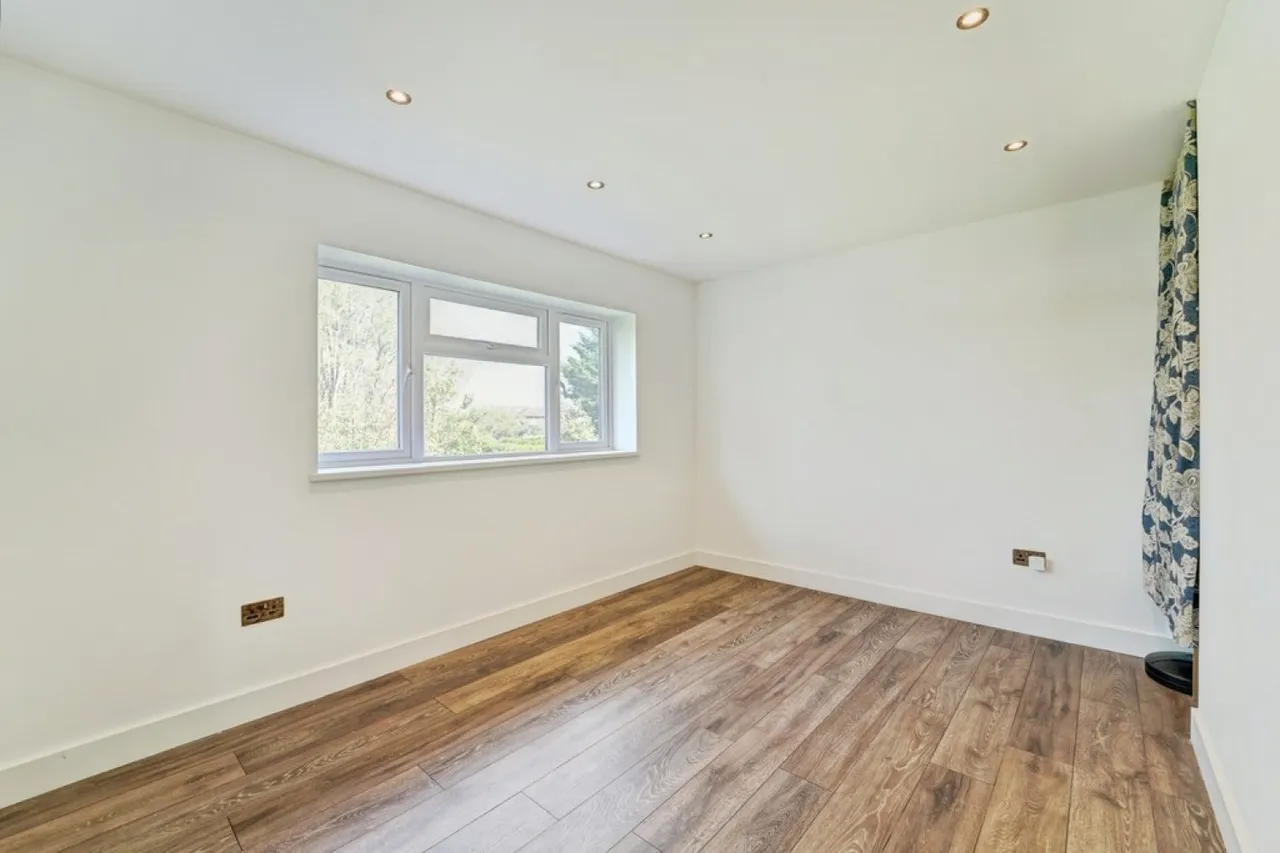 Barkers Lane, Bedford, MK41, photo 12