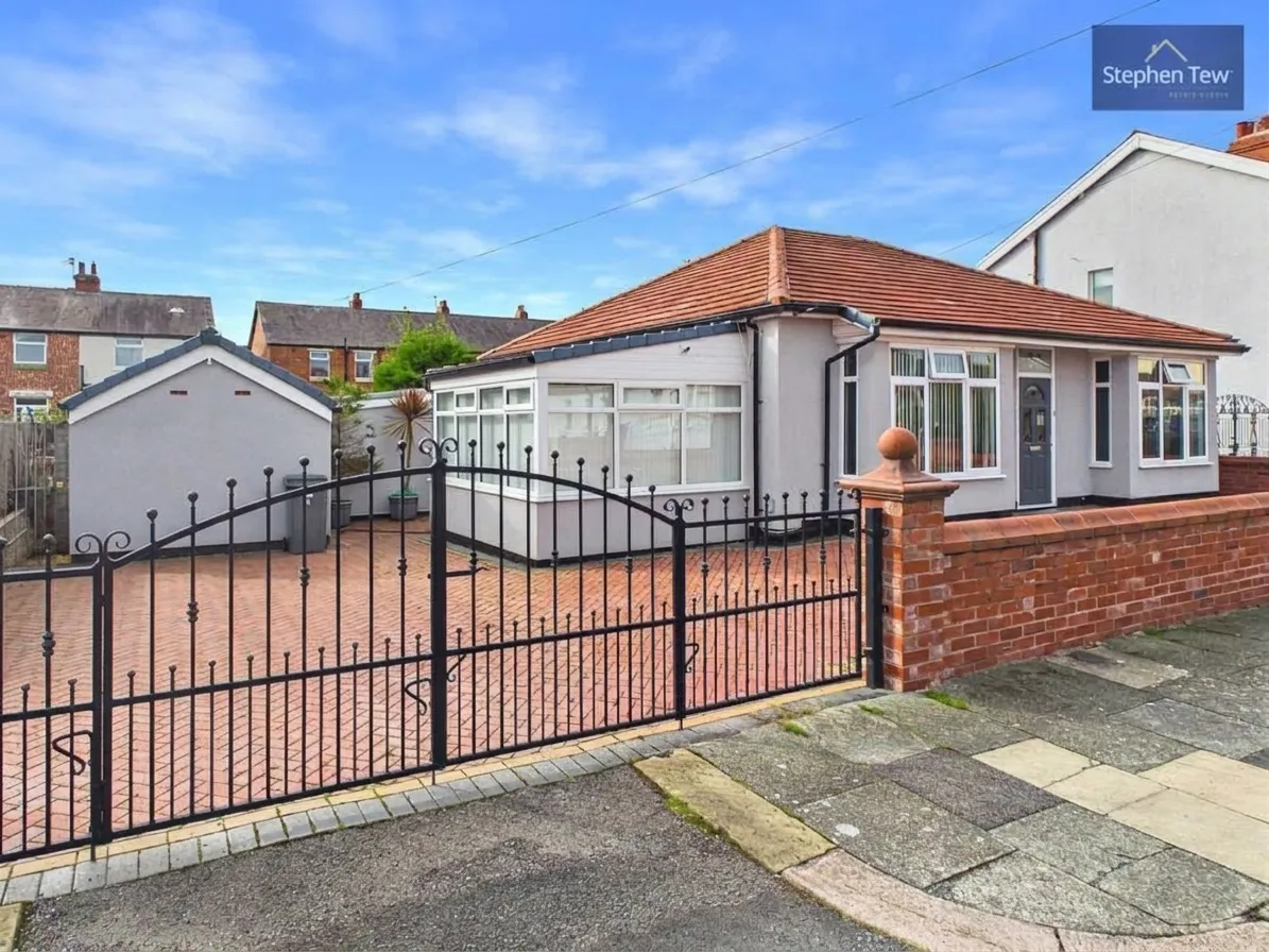 3 bed house for sale, Hemingway, Blackpool, FY4