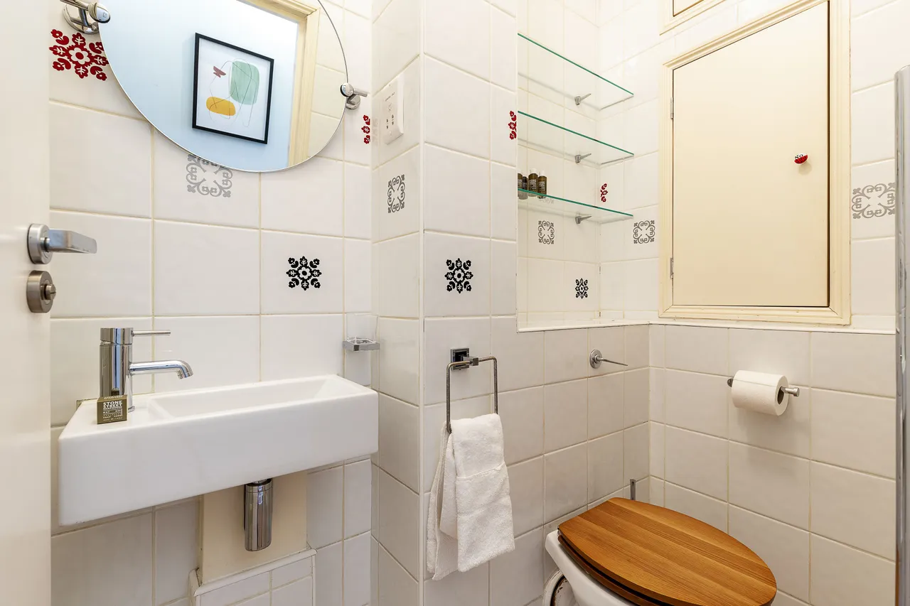Flat 2, 137 Earls Court Road, London, photo 11